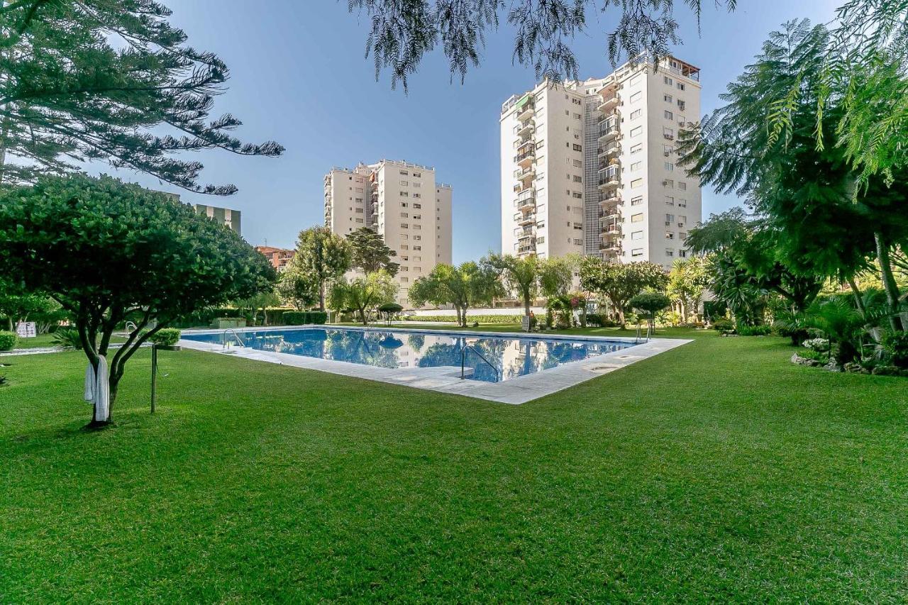 Apartamento Renovado, Tu Escapada De Vacaciones Ideal Fuengirola Esterno foto