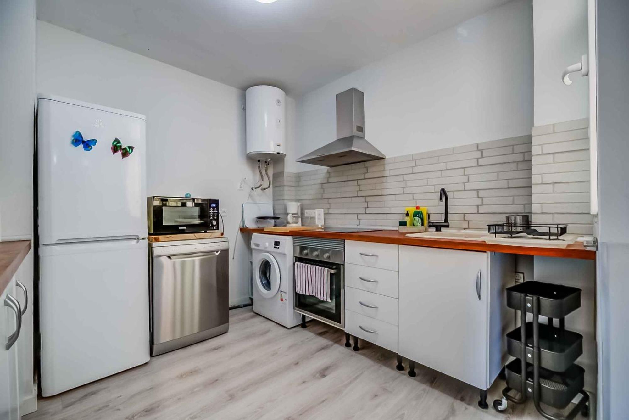 Apartamento Renovado, Tu Escapada De Vacaciones Ideal Fuengirola Esterno foto